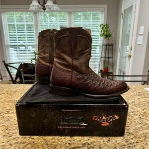Free Bird Western Mens size 12 DESPERADO
Freebird Genuine Ostrich brown Boots